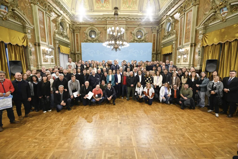 Kicillof denunció una “catástrofe sanitaria” y calificó de “criminales” las políticas de Milei