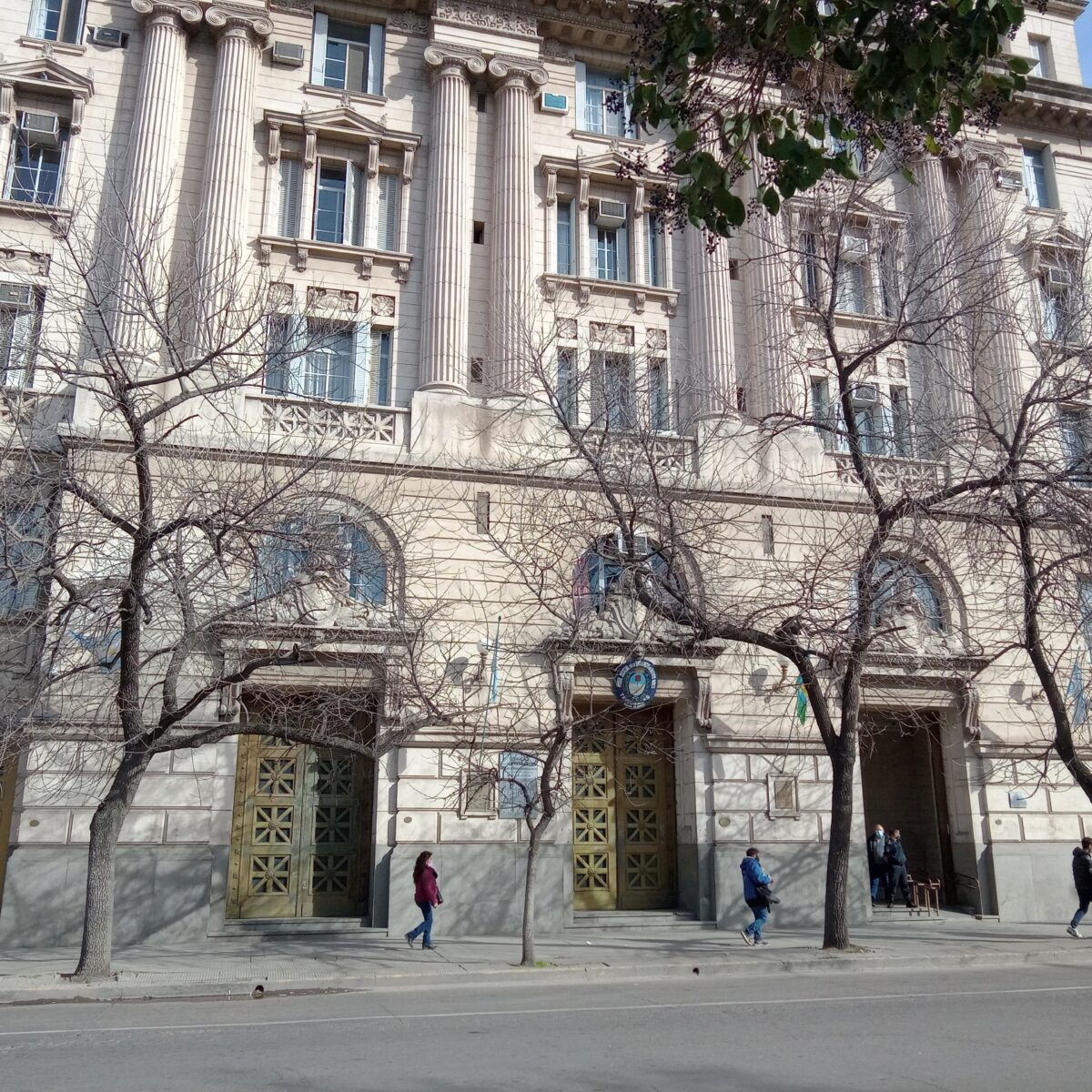 Suspendieron la primera jornada del juicio al exdirector acusado de sustraer fondos de una escuela de Patagones