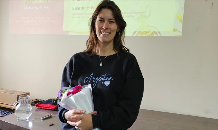 Una graduada desarrolló un método 40 veces más rápido para extraer polifenoles de alimentos naturales