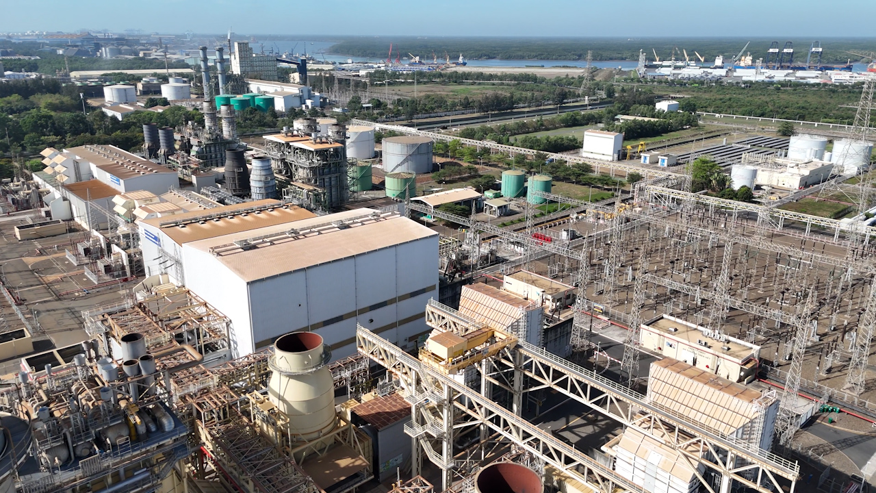 La demanda laboral industrial cayó 30% interanual y crece la preocupación en Bahía Blanca