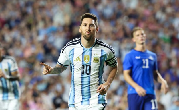 Con un gol de Messi, Argentina venció 3-0 a Islandia en su último amistoso antes del Mundial 2026