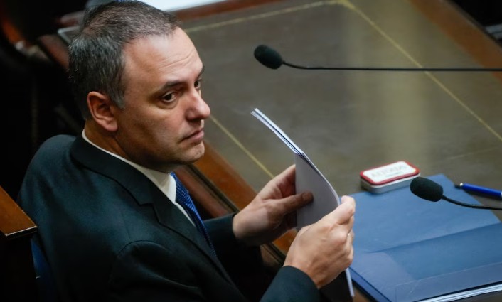La declaración jurada de Adorni: dijo que ganó USD 300.000 con Bitcoin y modificó el patrimonio familiar desde 2020