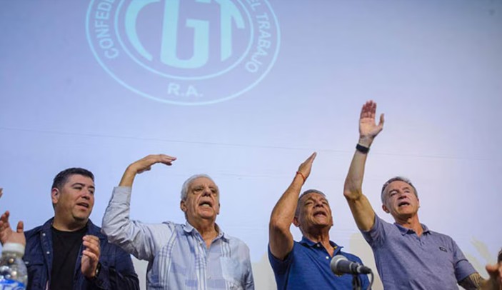 La CGT convocó a sindicatos de la industria, el transporte y la energía para debatir un nuevo plan de lucha