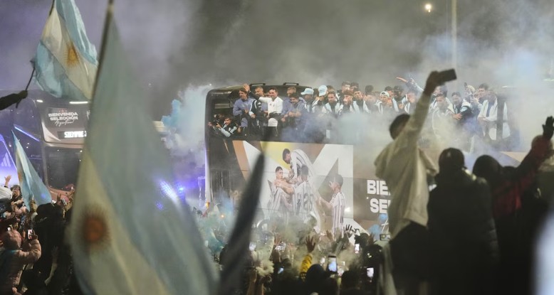La Selección llegó al país tras el segundo lugar en el Mundial