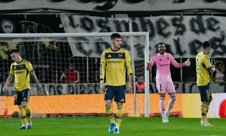 Boca Juniors perdió 3-0 ante Deportivo Riestra