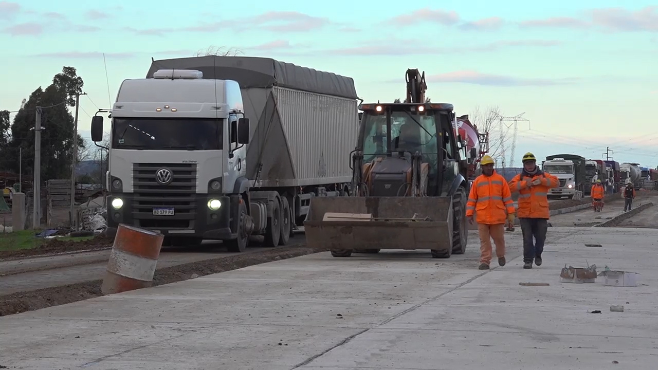 Avanzan las obras en los accesos al Puerto con una inversión de $13.000 millones
