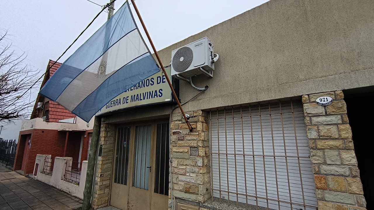Se estamparán remeras con la leyenda de Malvinas y el partido con Inglaterra en el Centro de Veteranos de Guerra de Malvinas