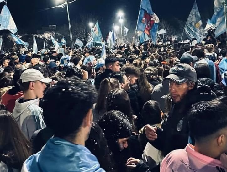 Tres Arroyos: el intendente Garate recibió un impacto de bala de goma en los festejos por Argentina