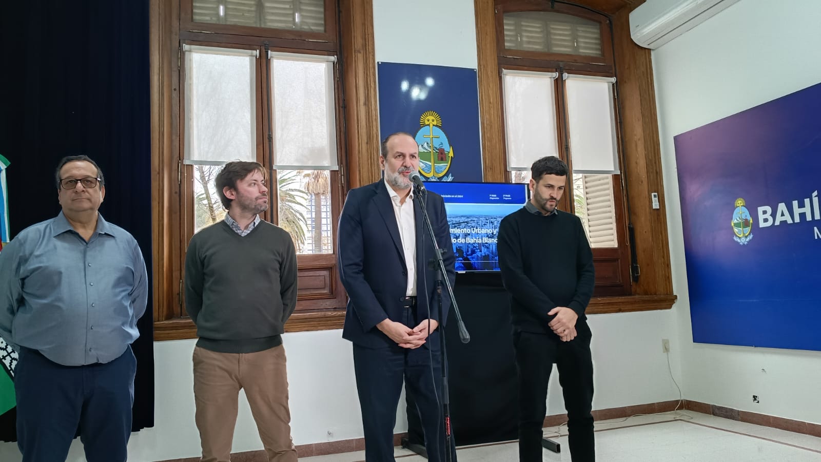 Se firmó un convenio de cooperación entre Bahía Blanca y La Plata