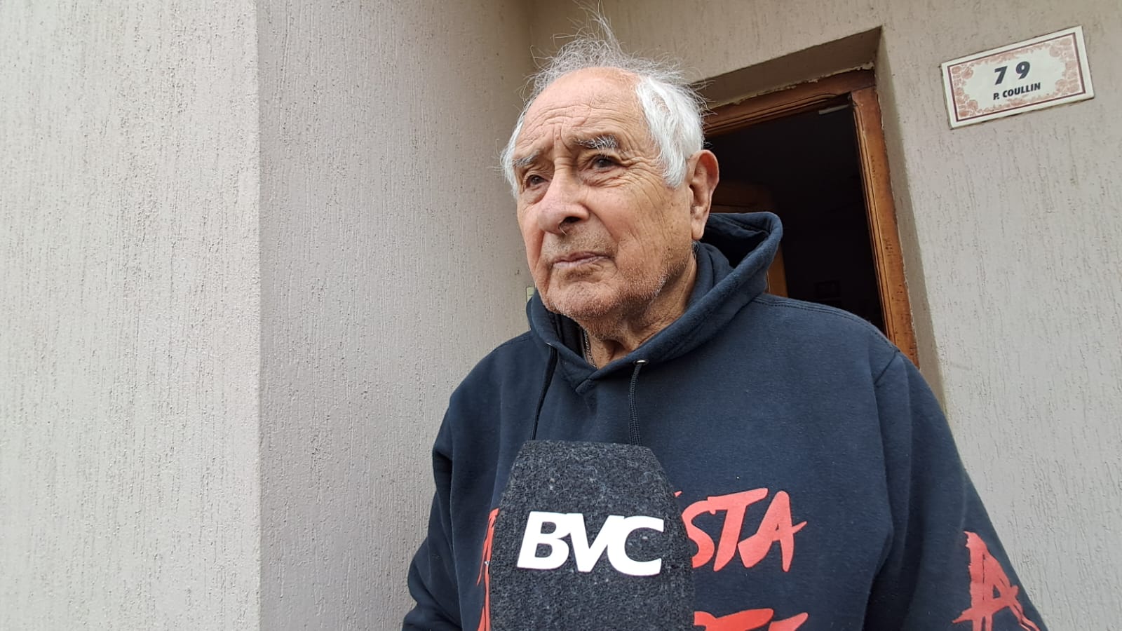 Importantes daños se registraron en la vivienda donde un hombre alcoholizado se metió adentro con su camioneta