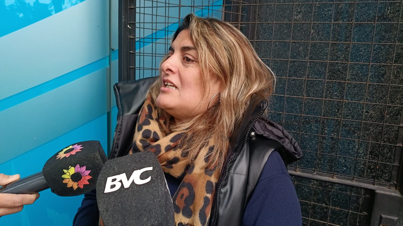 Es Acompañante Terapéutica, tiene un hijo con discapacidad y sufre la falta de pagos y de respuesta de IOSFA