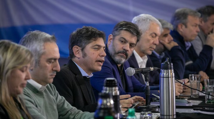 Kicillof no frena su armado pese al acercamiento con Massa y Máximo Kirchner y prepara un acto nacional