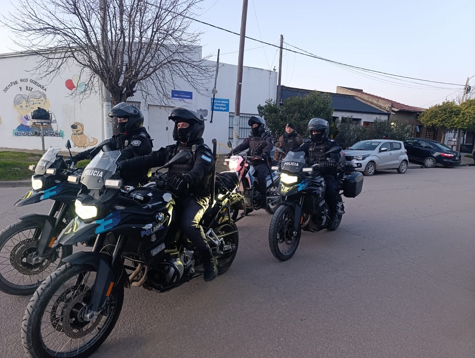 Mega Operativo en Zonas Calientes: identificaron a más de 300 personas y retuvieron 18 vehículos
