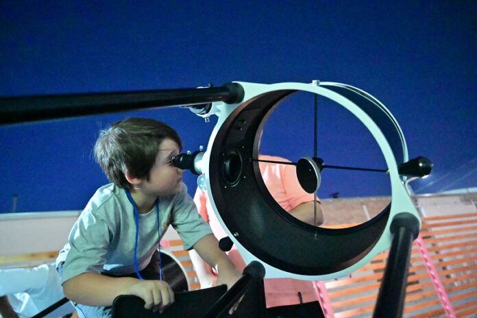 Observatorio astronómico en Bahía Hub