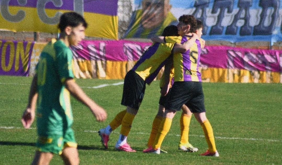 Tiro goleó y se tomó revancha en el comienzo del Clausura