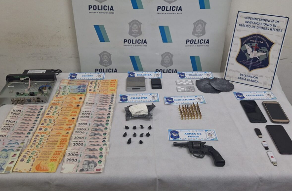 Desarticulan un punto de venta de drogas y aprehenden a un hombre
