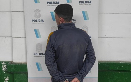 Seis aprehendidos en un allanamiento por el robo de una moto