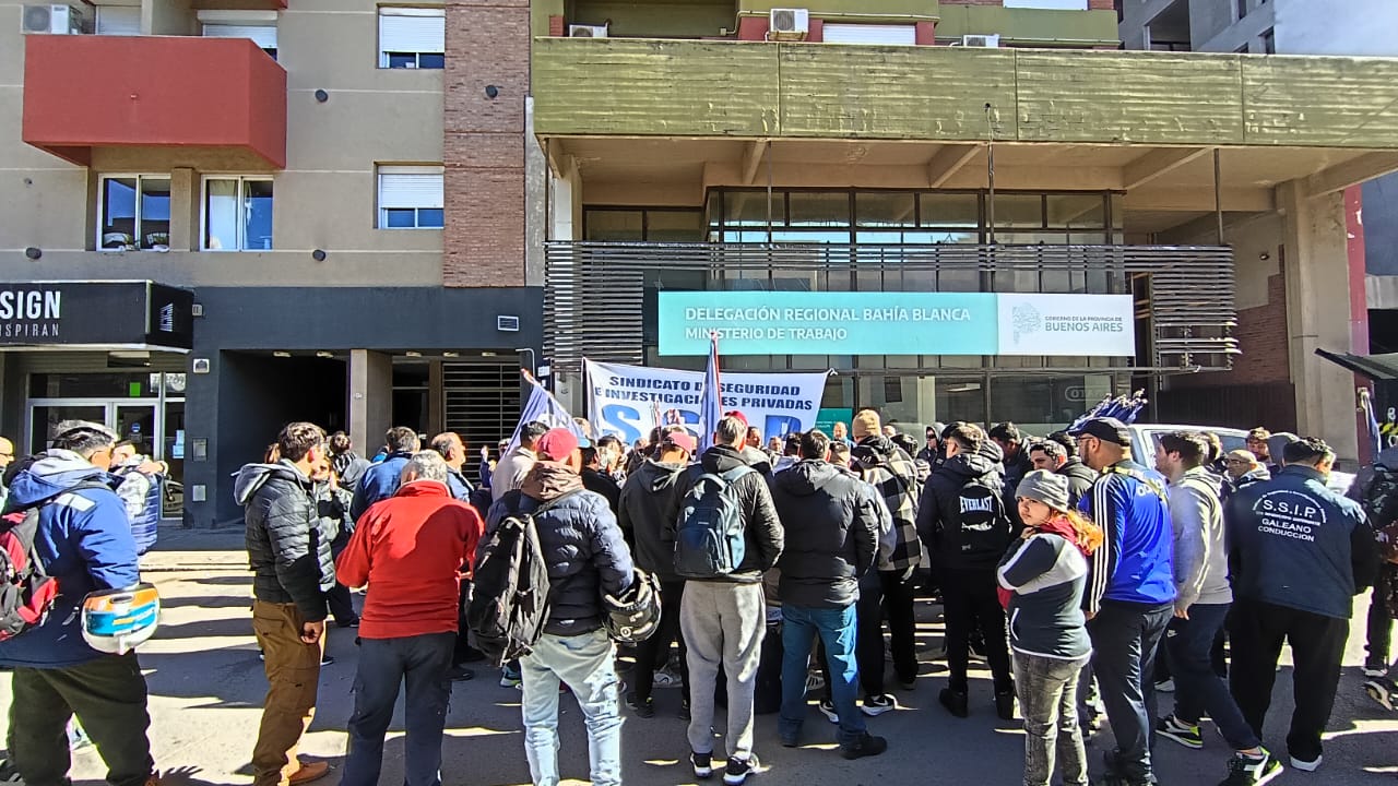 Trabajadores de la Seguridad Privada se manifestaron en el Ministerio de Trabajo
