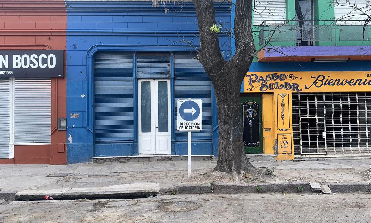 Robaron en un local partidario y los detuvieron