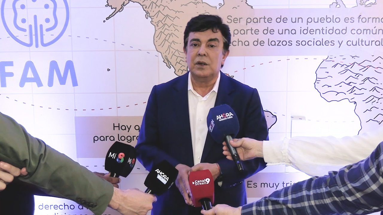 Intendentes de todo el país reeligieron a Fernando Espinoza al frente de la FAM