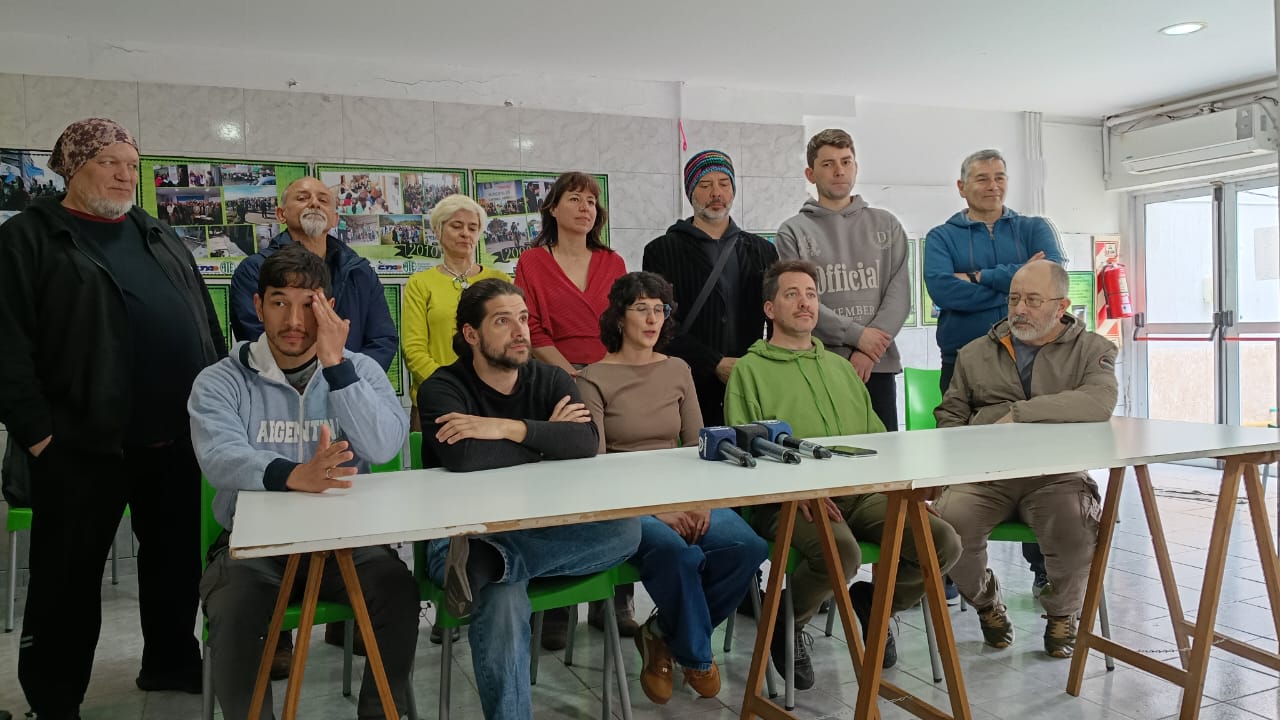 Los Organismos Artísticos del Sur realizarán el 2° abrazo al Teatro Municipal