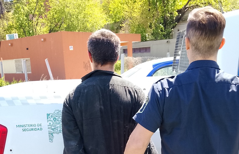 Se metió a robar en un predio de la Cooperativa Obrera y lo detuvieron cuando intentaba fugarse