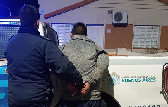 Aprehendieron a un hombre luego de una persecución policial