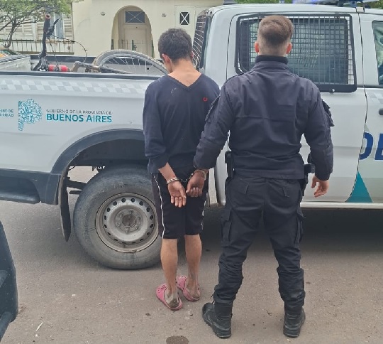 Acusado de agredir y amenazar de muerte a su pareja y al hermano de ella