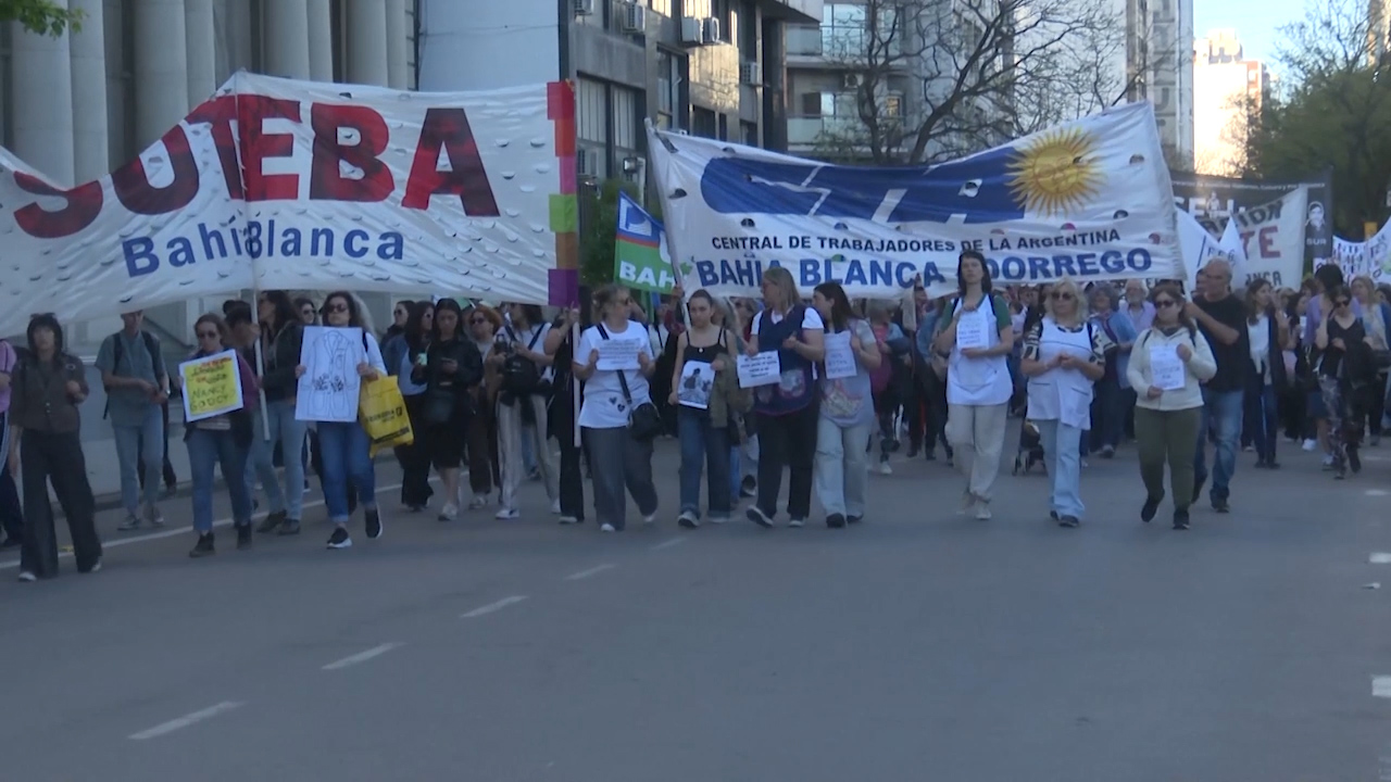 Bahía Blanca también se movilizó para pedir justicia por la docente Nancy Godoy