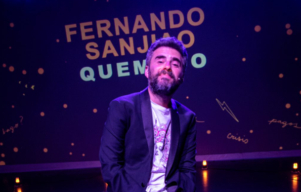 Fernando Sanjiao presenta su unipersonal “Quemado” en la Biblioteca Rivadavia