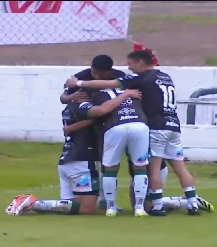 Villa Mitre rescató un empate en La Pampa y definirá la serie en Bahía Blanca